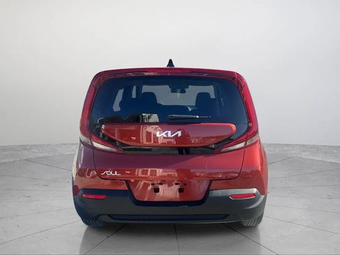 Used 2022 Kia Soul LX FWD image 14