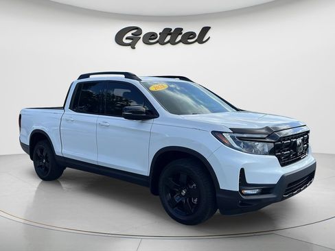 Used 2025 Honda Ridgeline Black Edition image 3