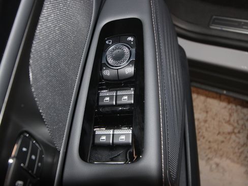 New 2026 Lincoln Nautilus Premier w/ Jet Appearance Package image 5