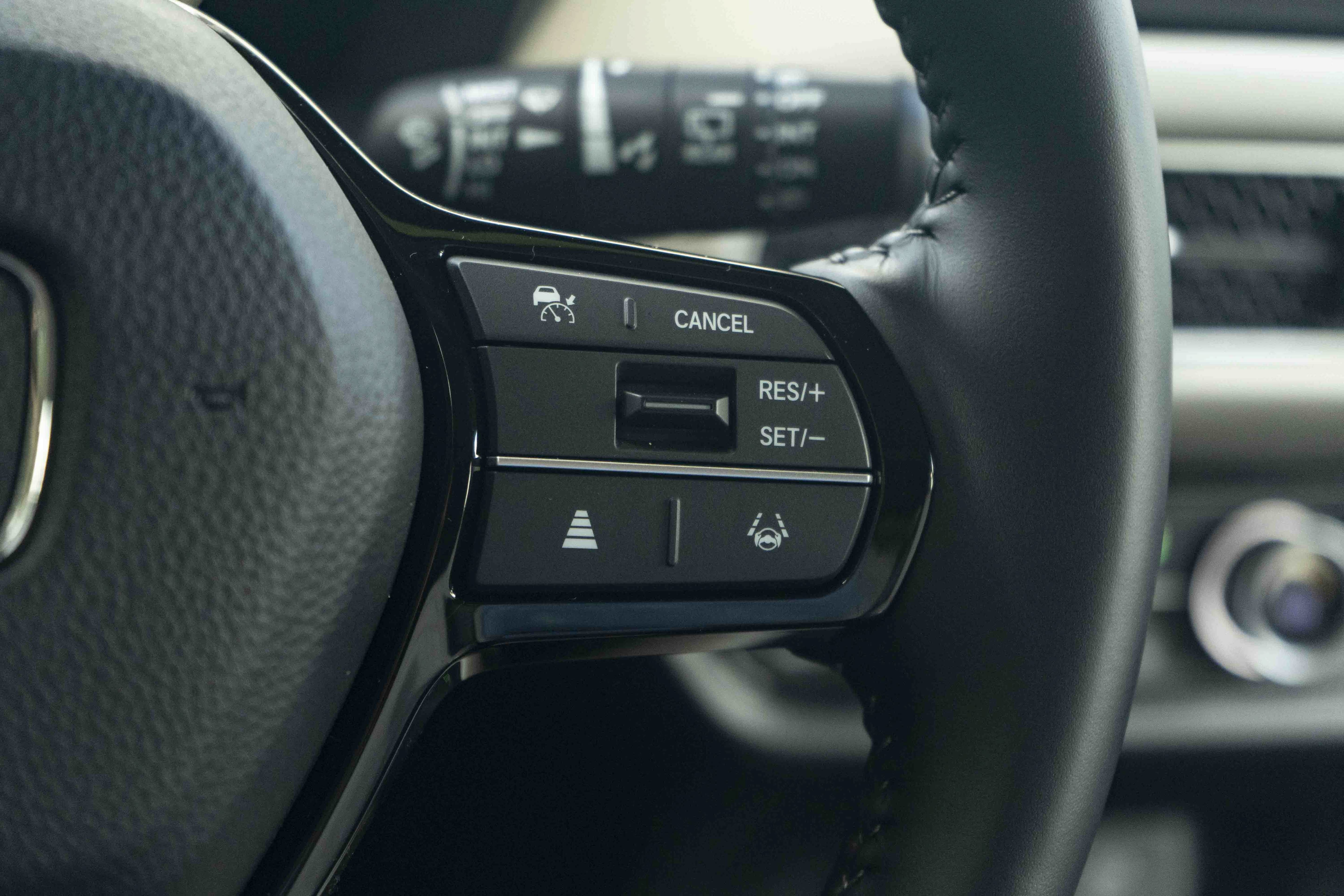 Used 2027 Honda HR-V EX-L image 21