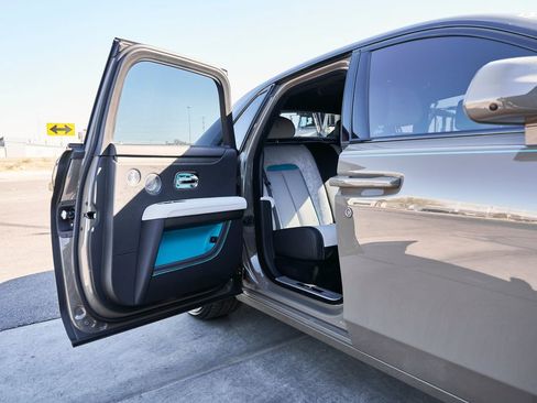 Used 2025 Rolls-Royce Ghost AWD/4WD image 28