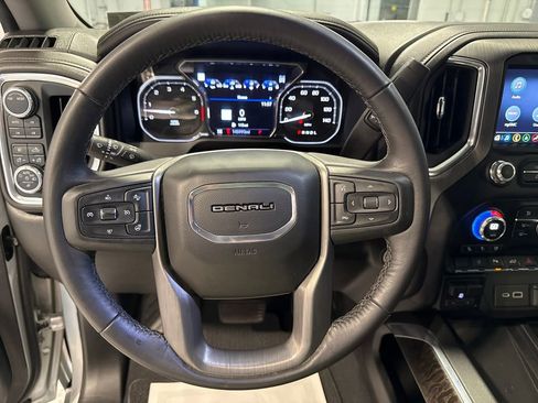 Used 2023 GMC Sierra 3500 Denali AWD/4WD image 6