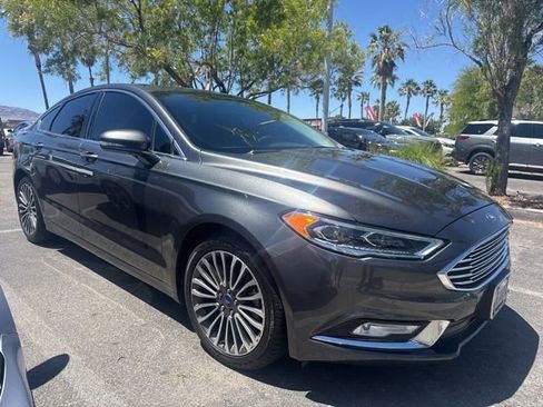 Used 2017 Ford Fusion Titanium FWD image 5