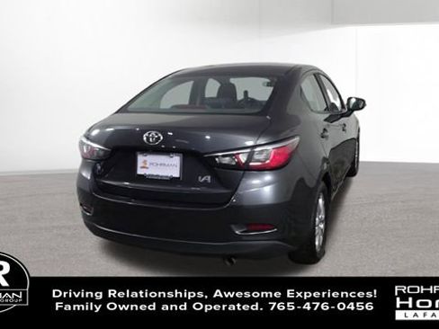 Used 2017 Toyota Yaris iA image 8