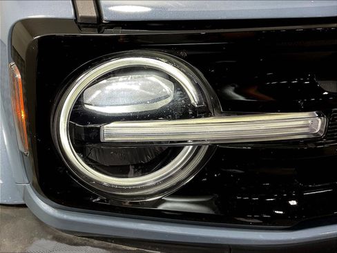 Used 2024 Ford Bronco Outer Banks AWD/4WD image 30