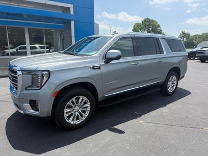 Used 2024 GMC Yukon XL SLT w/ SLT Premium Package