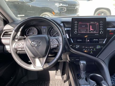 Used 2024 Toyota Camry SE FWD image 13