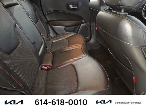 Used 2020 Jeep Compass Trailhawk AWD/4WD image 20