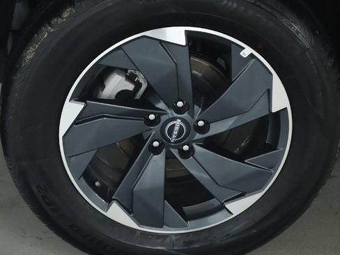 Certified 2026 Nissan Rogue SV w/ Cold Weather Package AWD/4WD image 12