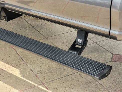 Used 2017 Ford F250 Lariat w/ Lariat Value Package image 12