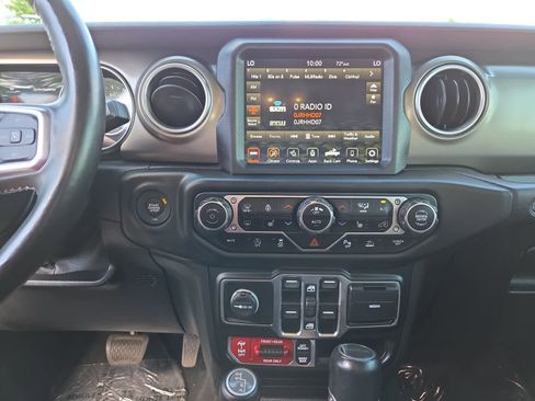 Used 2020 Jeep Gladiator Rubicon AWD/4WD image 24