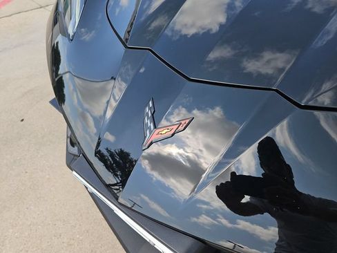 Used 2025 Chevrolet Corvette Stingray Preferred Cpe w/ Z51 Performance Package RWD image 25