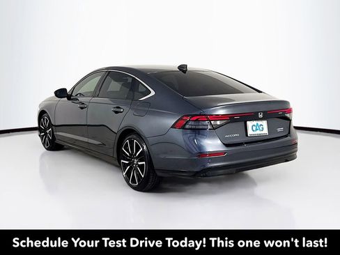 Used 2025 Honda Accord Touring image 6