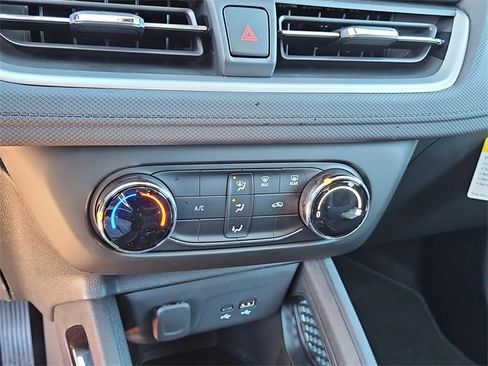 Used 2026 Chevrolet TrailBlazer LS w/ LS Convenience Package image 24