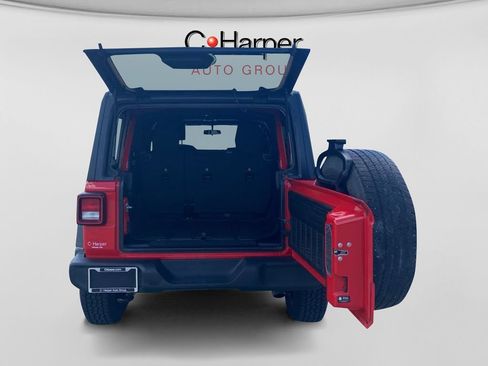 Used 2022 Jeep Wrangler Unlimited Sport AWD/4WD image 13