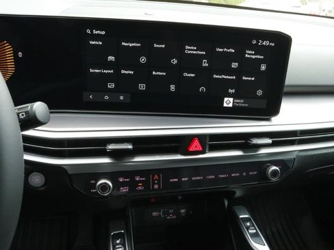 New 2025 Kia Sorento S FWD image 8