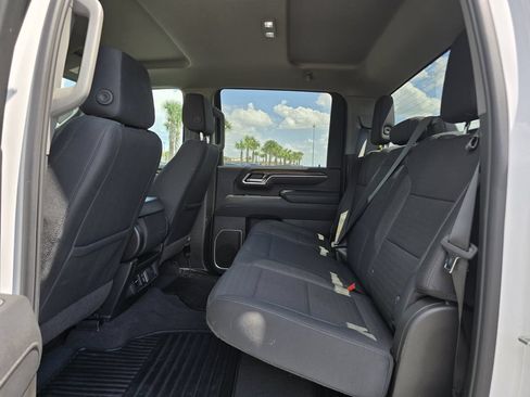 Certified 2025 Chevrolet Silverado 2500 LT w/ Convenience Package AWD/4WD image 17