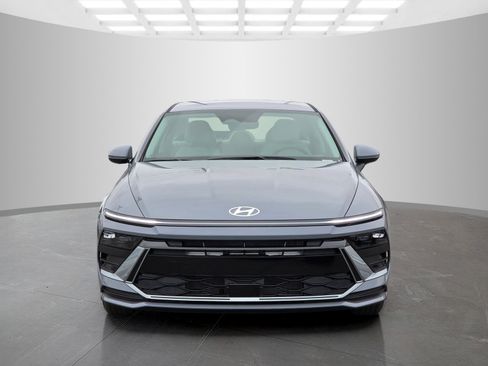 New 2025 Hyundai Sonata SE image 2