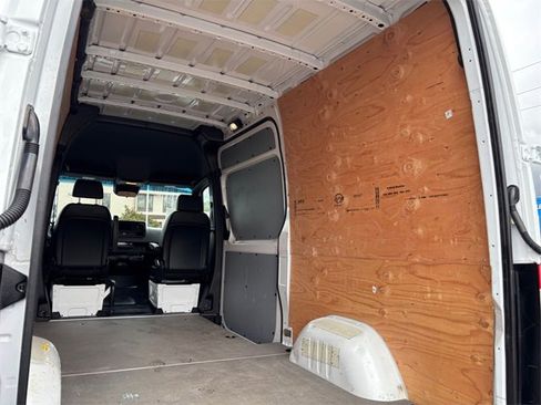 Used 2023 Mercedes-Benz Sprinter 144 Cargo image 27