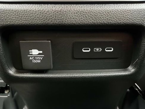 Used 2025 Honda Passport Black Edition image 19