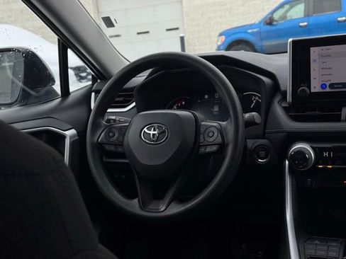 Used 2024 Toyota RAV4 XLE image 21