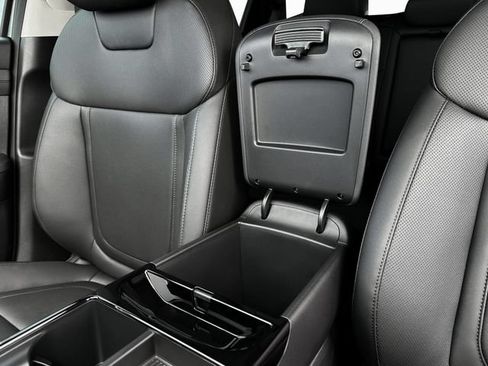 New 2025 Hyundai Tucson SEL AWD/4WD image 18