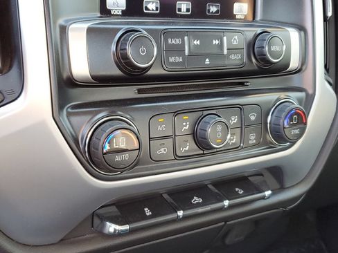 Used 2014 GMC Sierra 1500 SLE w/ SLE Value Package AWD/4WD image 24
