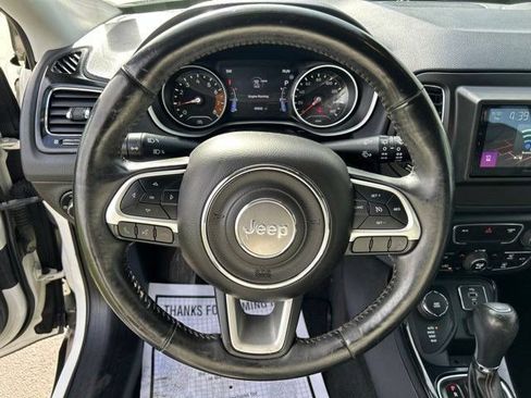 Used 2018 Jeep Compass Limited AWD/4WD image 14