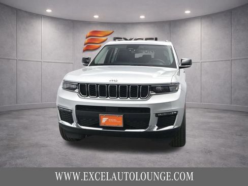Used 2021 Jeep Grand Cherokee L Limited AWD/4WD image 12