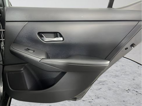 Used 2020 Nissan Sentra SV FWD image 13