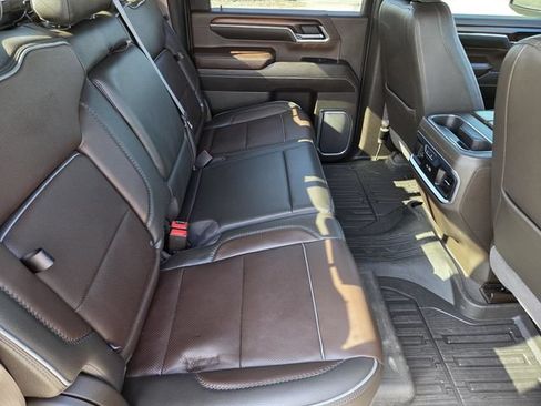 Used 2024 GMC Sierra 2500 Denali w/ Denali Reserve Package AWD/4WD image 34