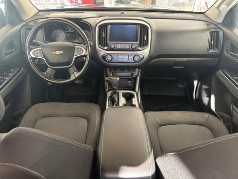 Used 2021 Chevrolet Colorado LT w/ Redline Special Edition image 17