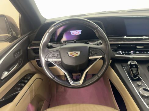 Used 2023 Cadillac Escalade ESV Premium Luxury image 19
