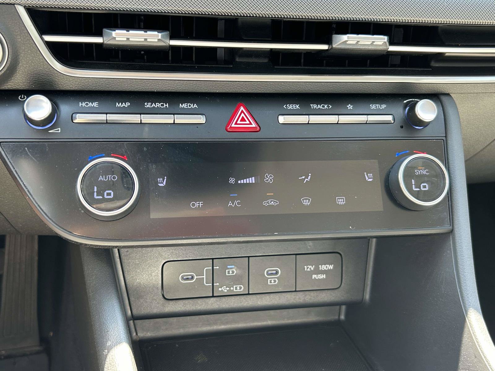 Used 2025 Hyundai Sonata SEL FWD image 19