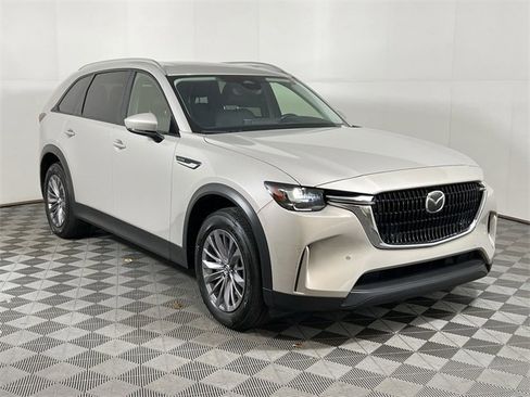 Certified 2025 MAZDA CX-90 3.3 Turbo w/ Preferred Package image 2
