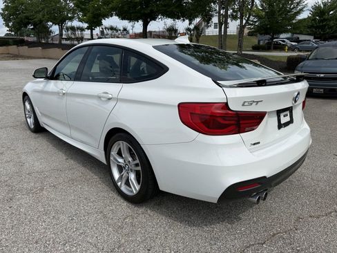 Used 2018 BMW 330i Gran Turismo xDrive AWD/4WD image 8