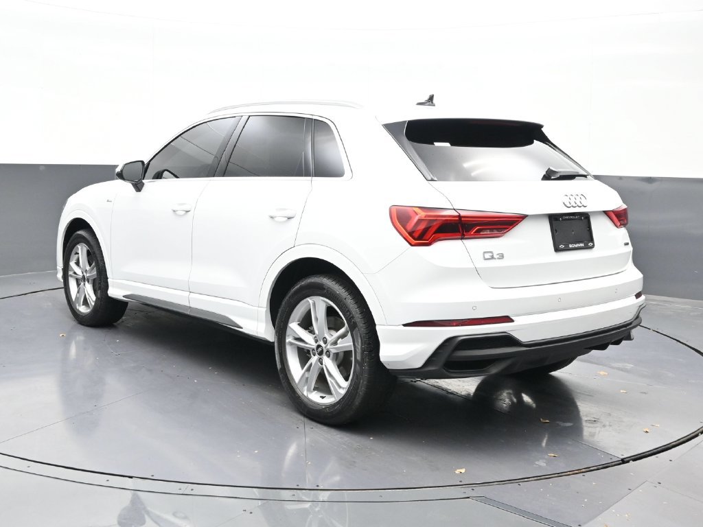 Used 2023 Audi Q3 2.0T Premium AWD/4WD image 3