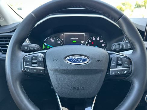 Certified 2022 Ford Escape SE w/ SE Sport Appearance Package AWD/4WD image 25