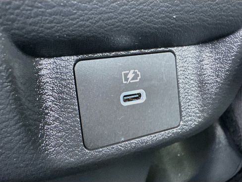 Used 2025 Nissan Versa SR w/ Trunk Package FWD image 26