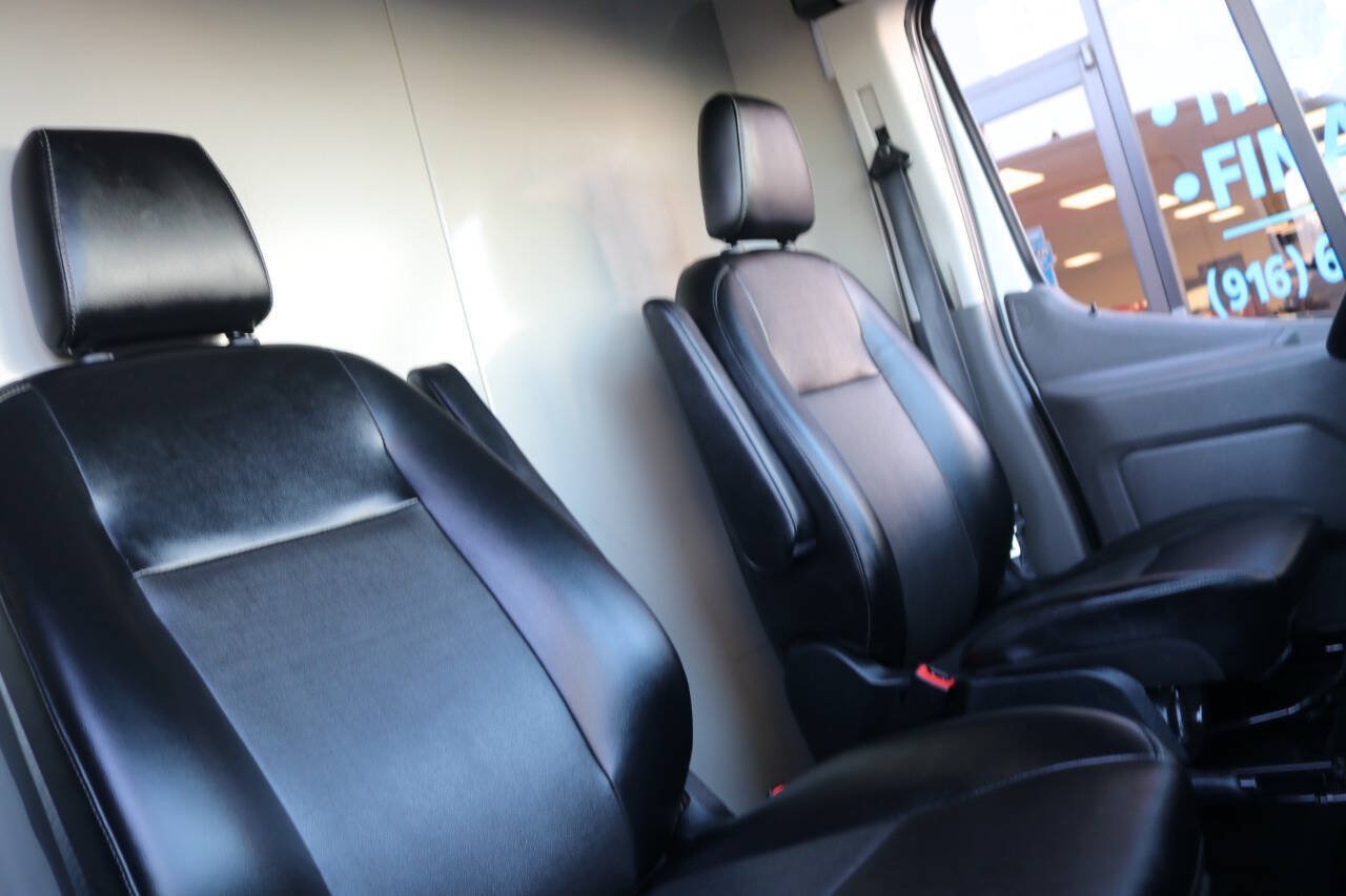 Used 2020 Ford Transit 150 Medium Roof RWD image 19