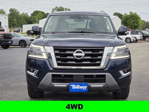Used 2022 Nissan Armada SL w/ Captain's Chairs Package AWD/4WD image 3