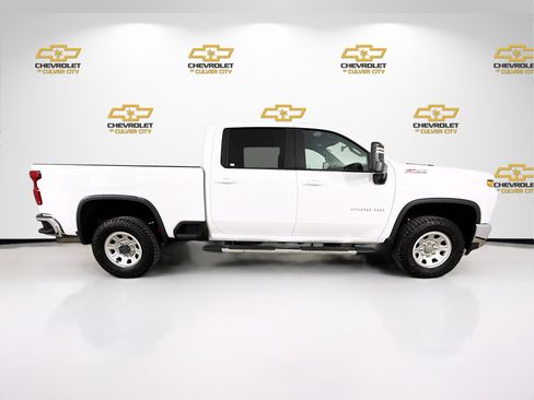 Used 2023 Chevrolet Silverado 2500 LT w/ Convenience Package image 8