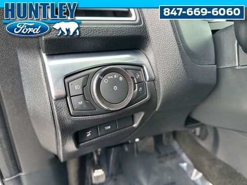 Used 2018 Ford Explorer Sport image 23