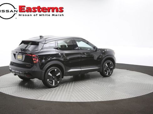 Used 2026 Nissan Kicks SR w/ SR Premium Package AWD/4WD image 44