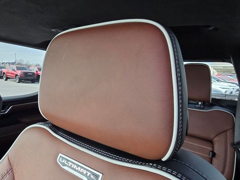 Used 2025 GMC Sierra 1500 Denali Ultimate image 21