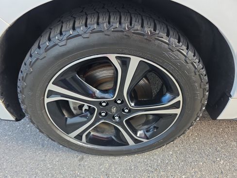 Used 2020 Ford Edge ST w/ Equipment Group 401A AWD/4WD image 8
