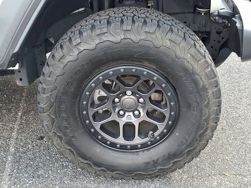 Used 2022 Jeep Wrangler Unlimited Sport AWD/4WD image 8