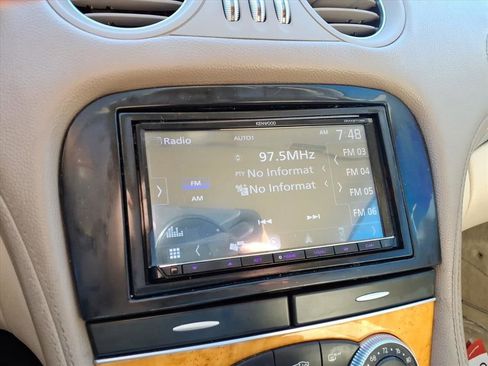 Used 2005 Mercedes-Benz SL 500 image 15