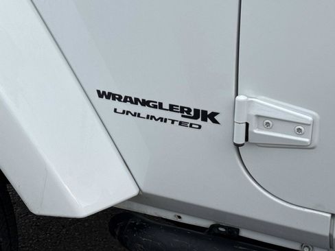 Certified 2018 Jeep Wrangler Unlimited Sport AWD/4WD image 14
