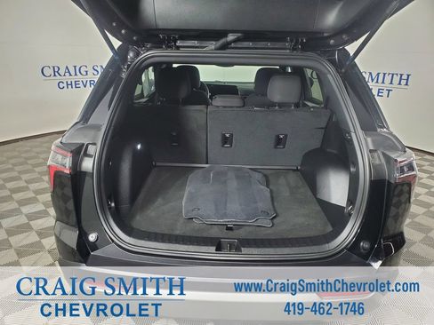 Used 2025 Chevrolet Equinox LT FWD image 12